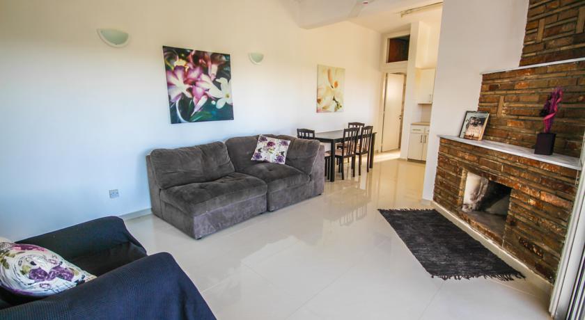 Orchard View Cottage Maroni Номер фото